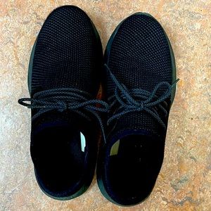 Vessi “Everyday” . Great shape , worn handful of times .